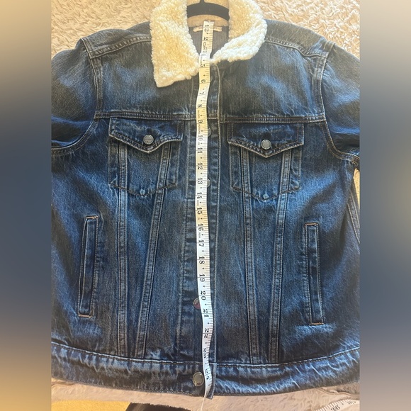 Good American Oversized Classic Denim Jacket w/Sherpa Collar &. Size 0/0 XS - Picture 5 of 5